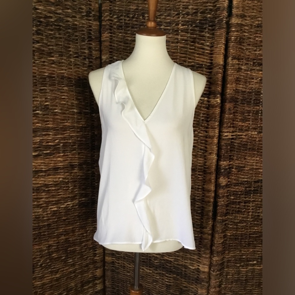 BANANA REPUBLIC SLEEVE TOP LARGE PETITE 100% POLYESTER COLOR; OFF WHITE